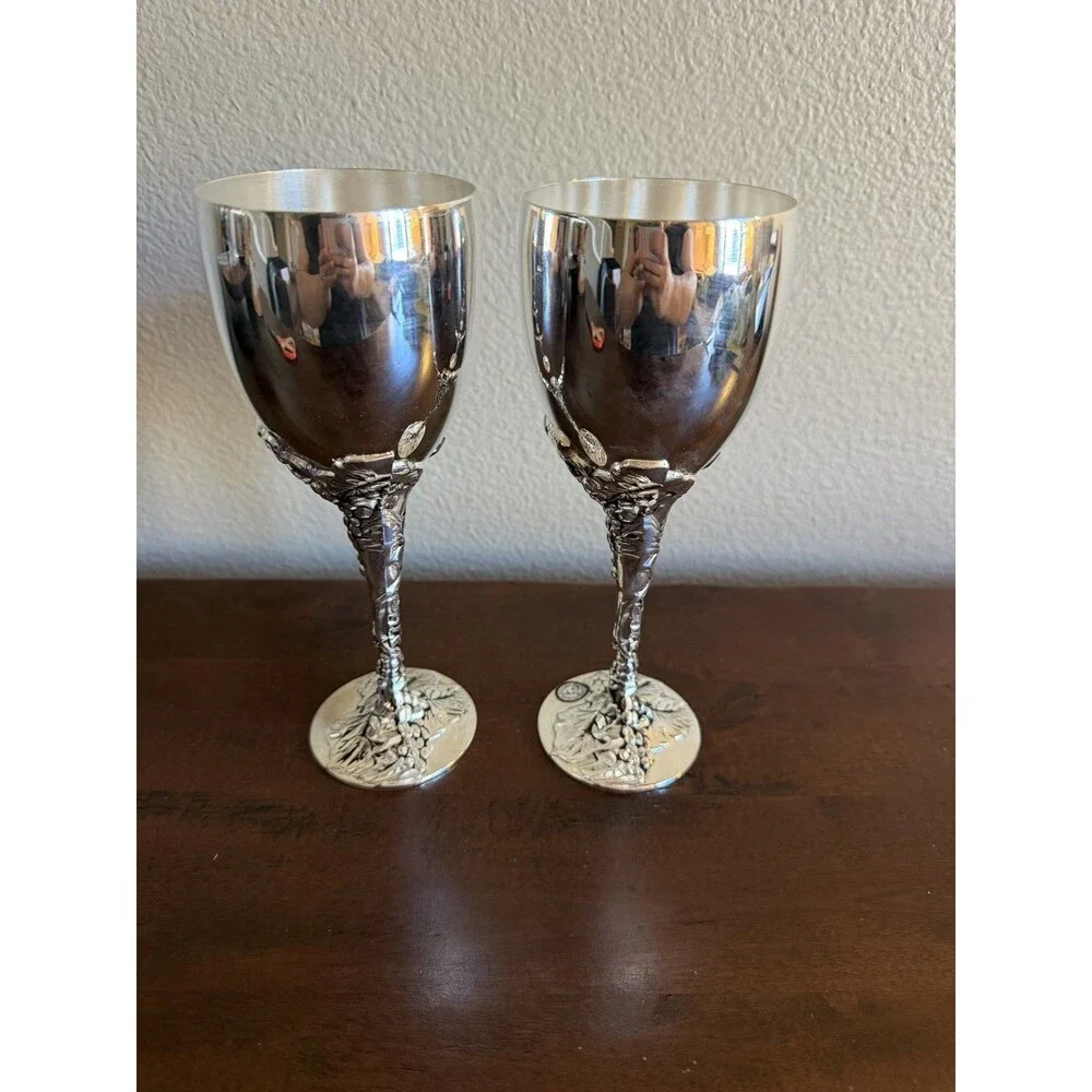 Godinger Silver Tone Wine Goblets Grape Vine Motif On Stems Set Of 2
